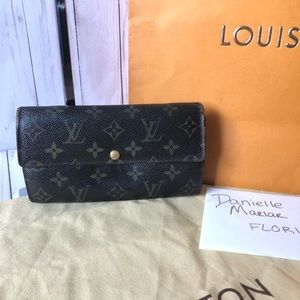 Louis Vuitton Long monogram wallet